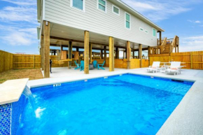 Flirty Flamingo by Avantstay Private Pool Firepit Balcony